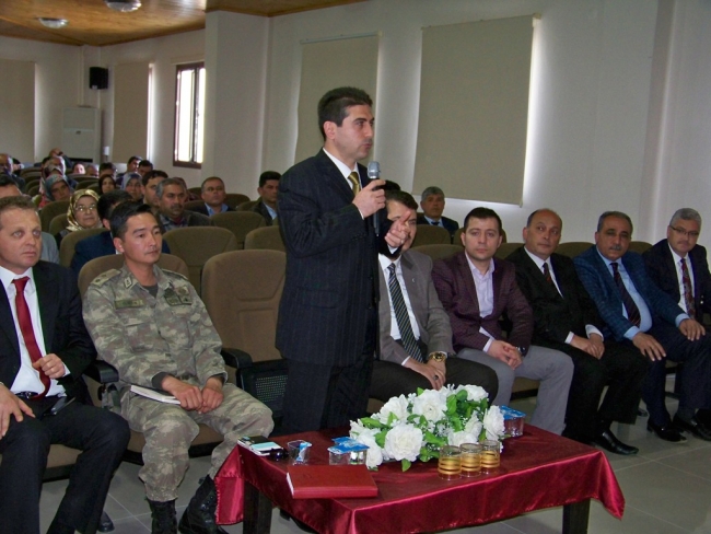 HASSA’DA “BİZ BİR AİLEYİZ” SEMİNERİ