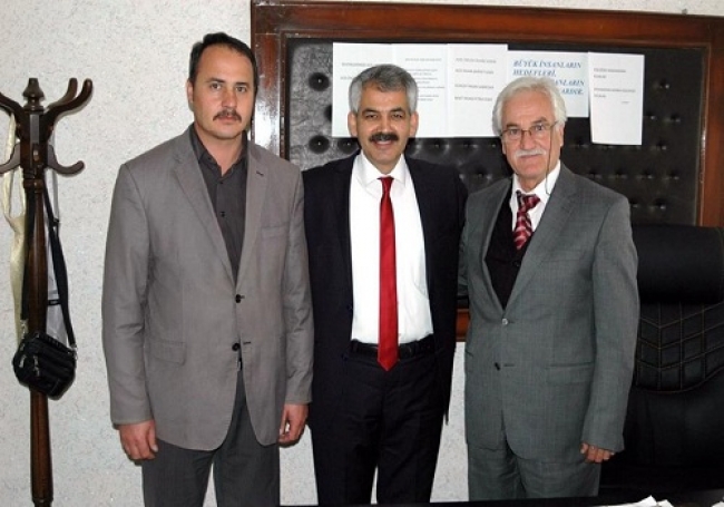 MEHMET ŞAN’DAN KIRIKHAN İMAM HATİP LİSESSİNE ZİYARET