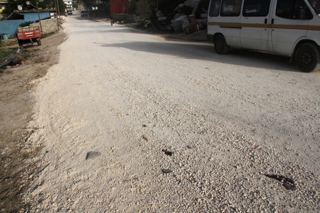 HBB’NİN YOL YAPIM, BAKIM VE ONARIM SEFERBERLİĞİ HATAY’IN HER YERİNDE