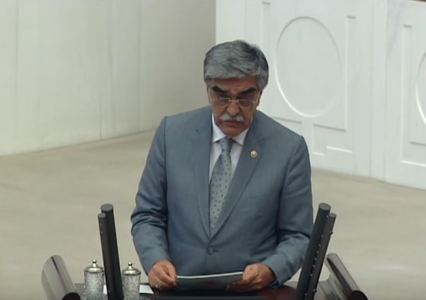 Ahrazoğlu: Hatay Milli Birlik Mitingi ülkemize örnek olmalıdır.