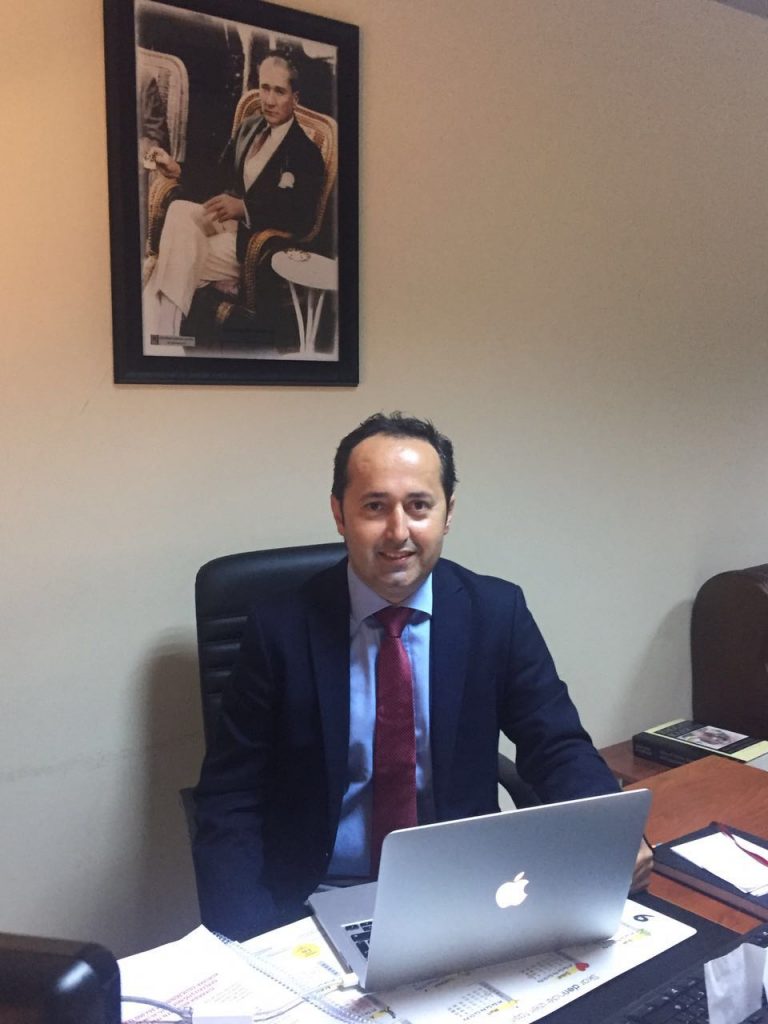 Dünyada 100 milyon kadını etkileyen gizli tehdit: Endometriozis!