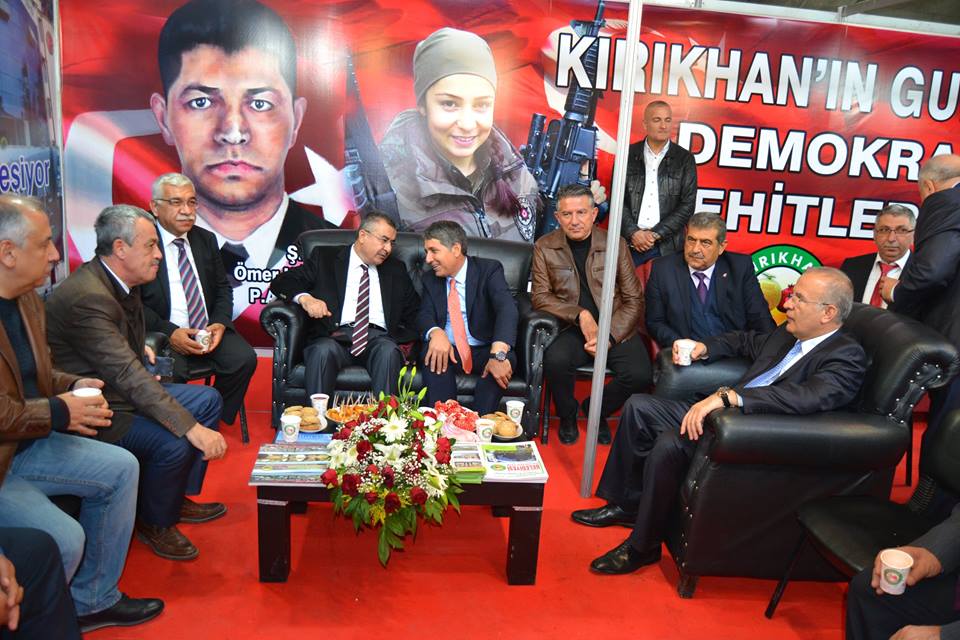 BAŞKENTTE HATAY GÜNLERİNDE KIRIKHAN BELEDİYESİ “TARİHİ DOKUYU “İŞLEDİ.