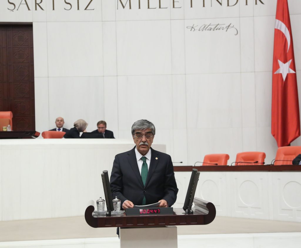​Milletvekili Ahrazoğlu, Hatay’ın Anavatan’a katılışının 78. Yıldönümü dolayısıyla bir kutlama mesajı yayımladı.