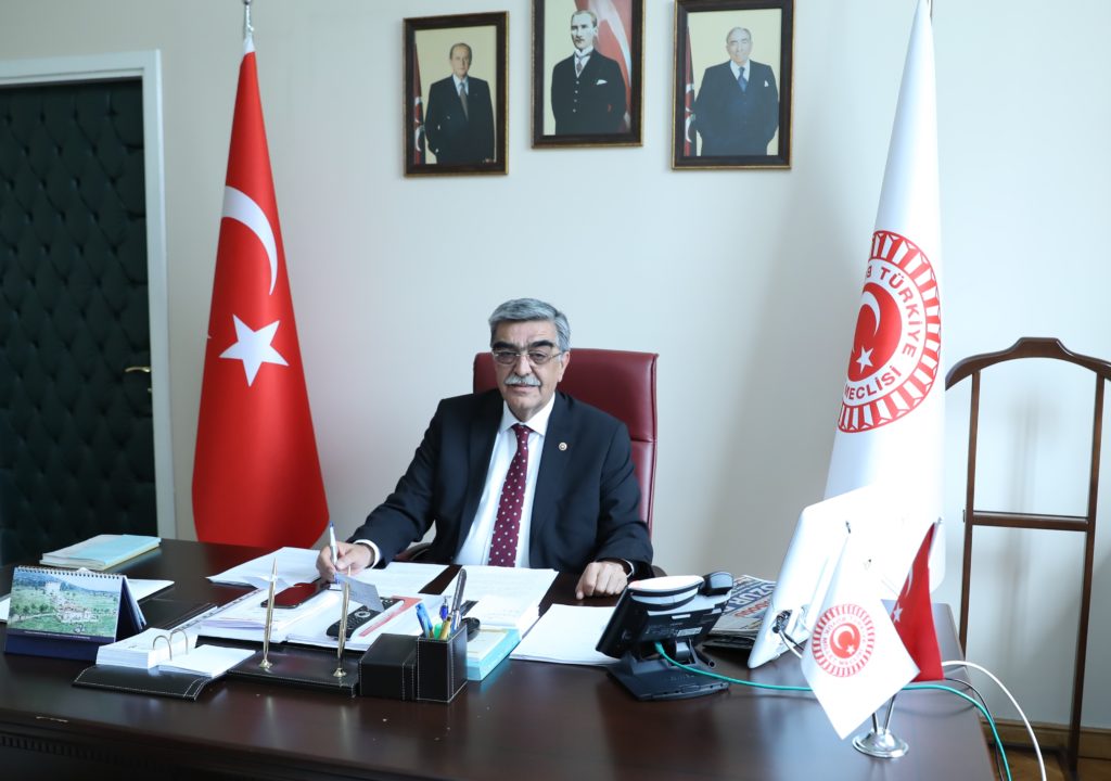 30 Ağustos Zaferinden birliğimize ve dirliğimize göz koyan gafiller ders çıkarmalıdır.