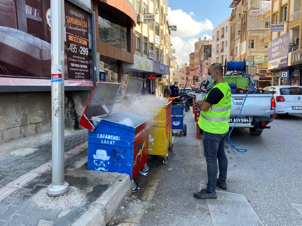 SAMANDAĞ GENELİNDE DEZENFEKTE ÇALIŞMALARI SÜRDÜRÜLÜYOR
