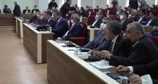 CHP’ye destek veren Hassa Belediye Başkanı Karataş, disipline sevk edildi