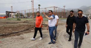 İskenderun Belediye Başkanı Mehmet Dönmez, Sahil Bandı Çalışmalarını İnceledi