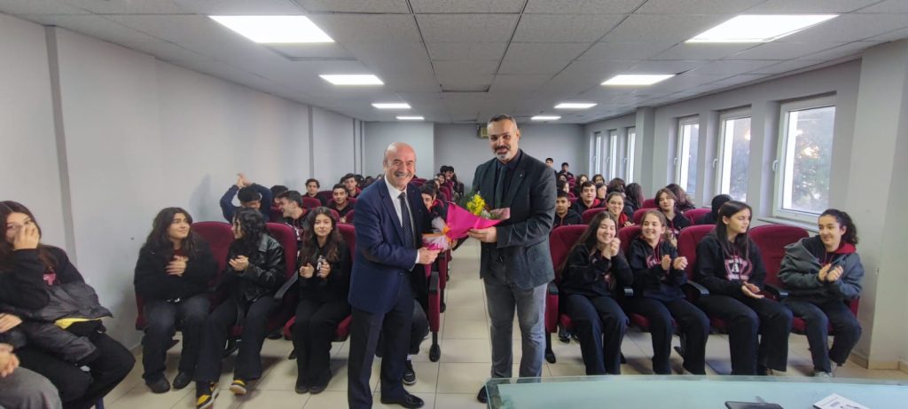 Hatay Dörtyol’da “Başarıda Arkadaş Seçimi” Konferansları