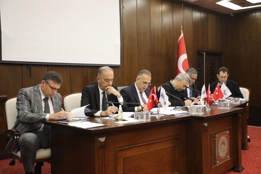 İskenderun Belediye Başkanı Mehmet Dönmez: “Kararlar İlçemiz ve İlimiz İçin Hayırlı Olsun”