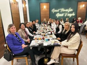 İskenderun Belediye Başkanı Mehmet Dönmez’in kıymetli eşi Neslihan Dönmez