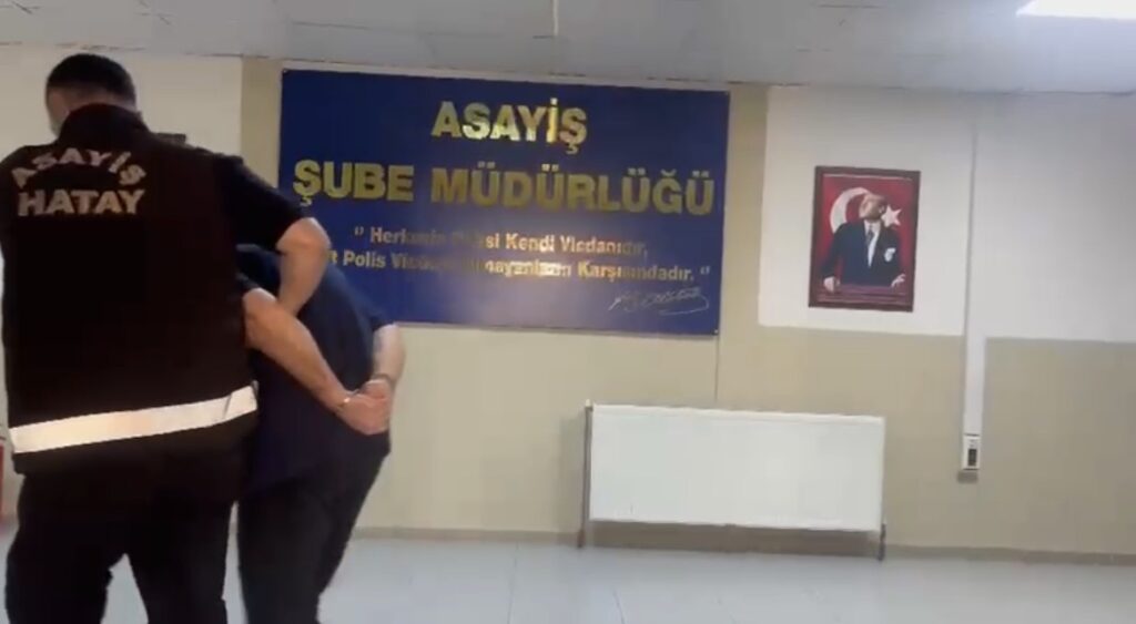 Antakya’da Firari Uyuşturucu Taciri Yakalandı: 8 Yıl Hapis Cezası Vardı!