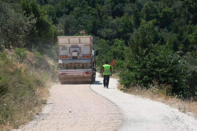 foto.jpg Hatay Defne Döver Mahallesi yol çalışması