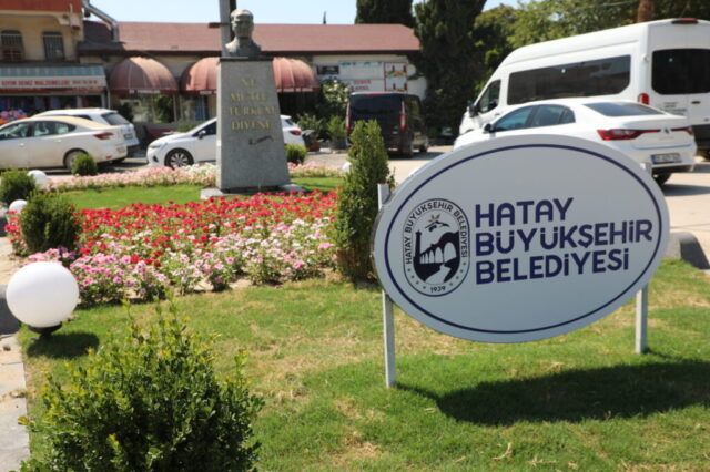 foto.jpg Hatay Arsuz'da çiçek açtı