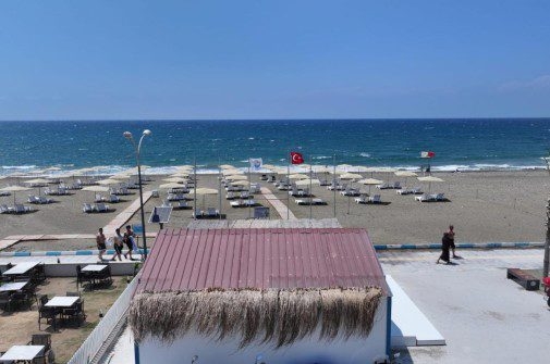 foto.jpg Arsuz Belediyesi Başkanı ve Bodrum Belediye Başkanı Tamer Mandalıcı