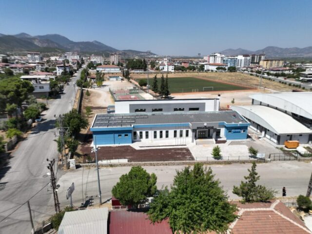 foto.jpg Hassa Olimpik Yüzme Havuzu