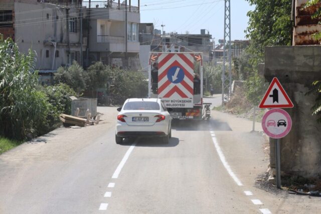 Samandağ Sutaşı Mahallesi'nde asfalt çalışması