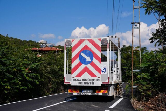 foto.jpg Samandağ Karaçay Mahallesi'nde yeni asfalt yol