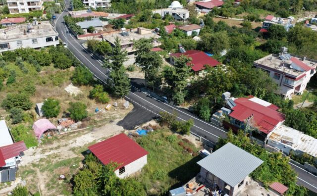 foto.jpg Samandağ Karaçay Mahallesi'nde yeni asfalt yol